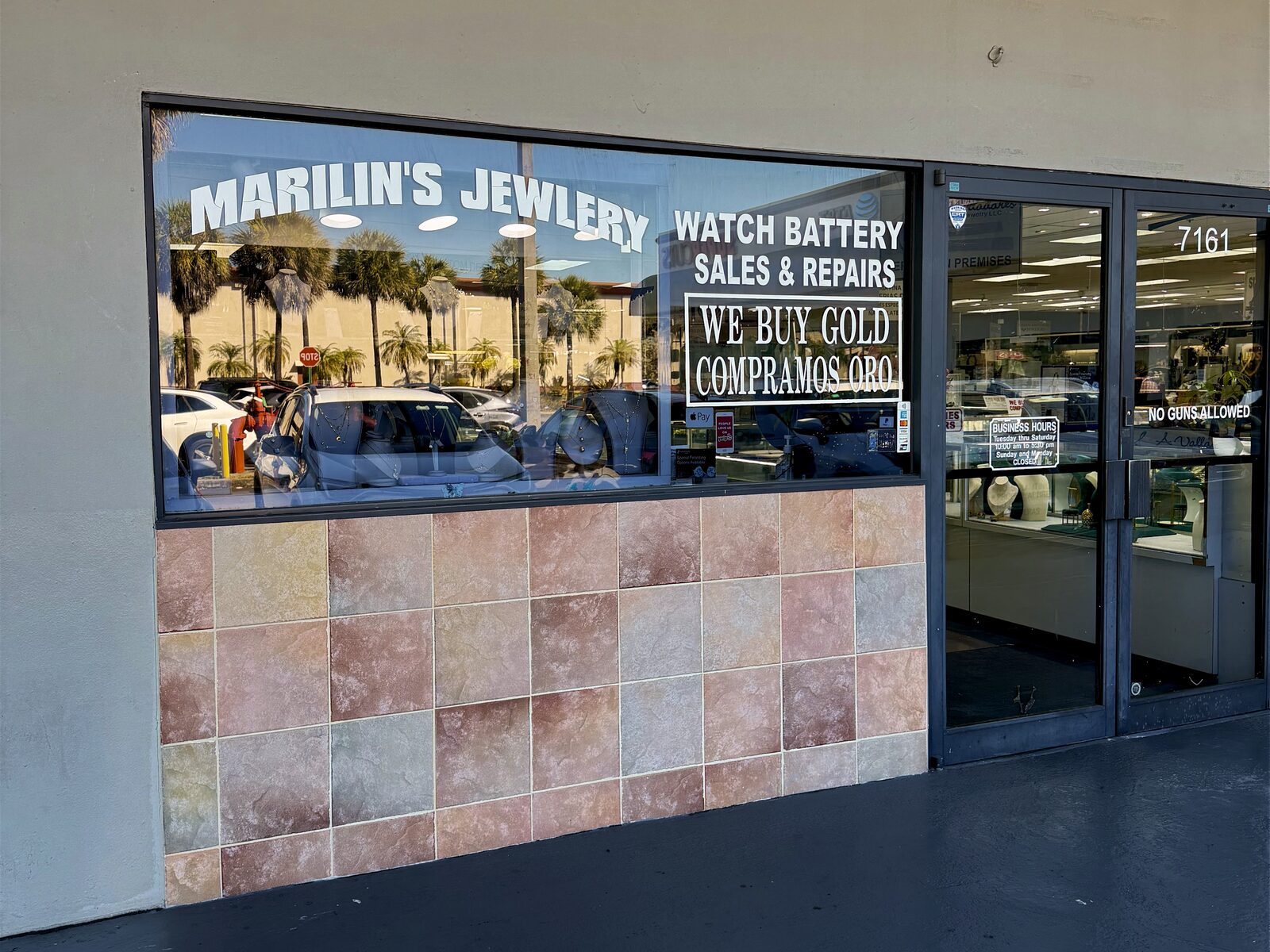 marilins-jewelry-sunset-location-storefront-miami